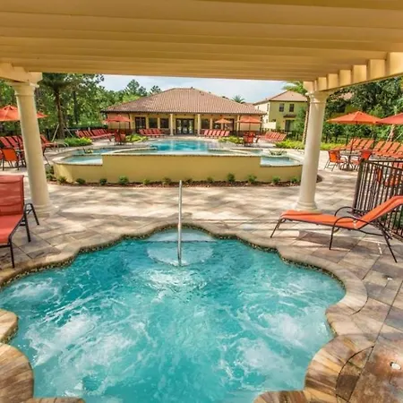 Tropical Escape 3 Bed Home In Beautiful Resort Condo